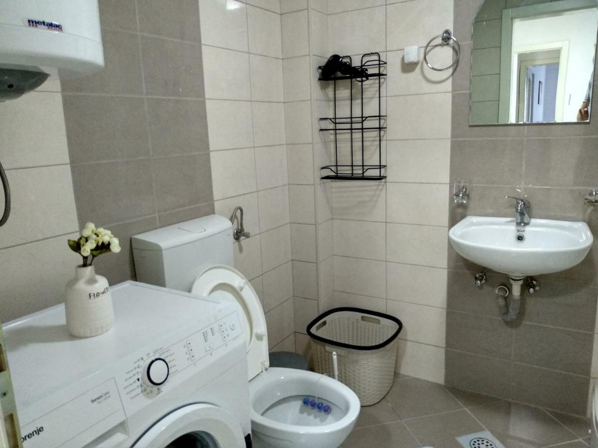 Tea Apartment Kumanovo Exterior foto